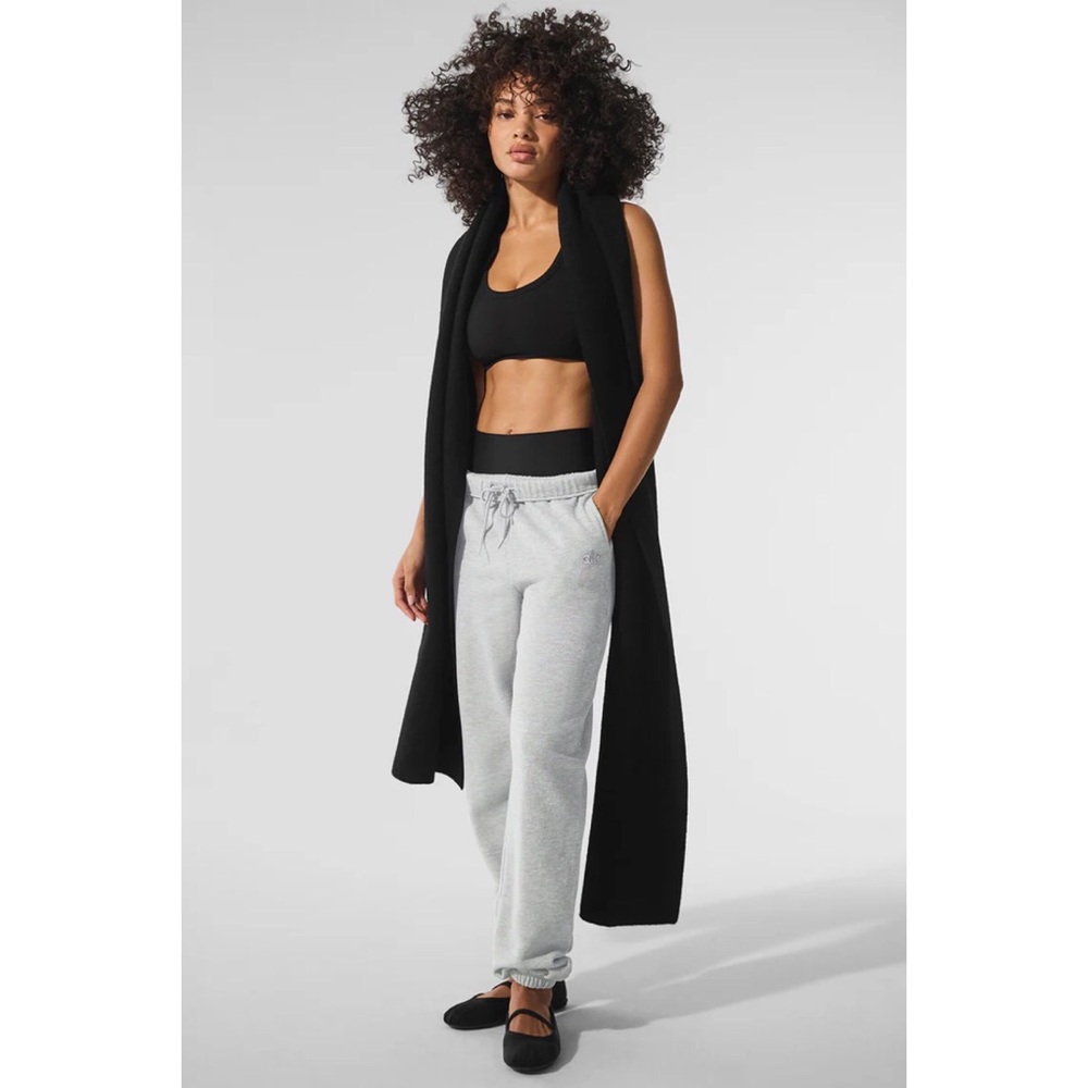 Alo Yoga Merino Wool Oversized Scarf Black - Picture 7 of 7
